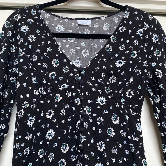 ABOUND Babydoll blouse Womens XXS ditzy floral 90’s Y2K blue/White button down - Picture 2 of 10